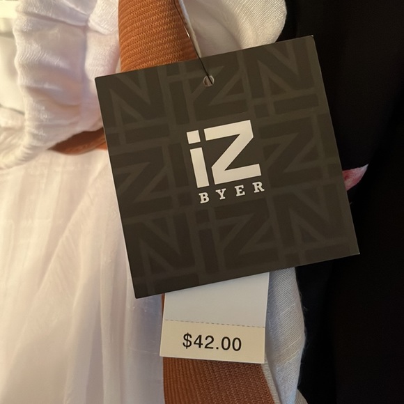 A long skirt with a belt - Picture 4 of 4